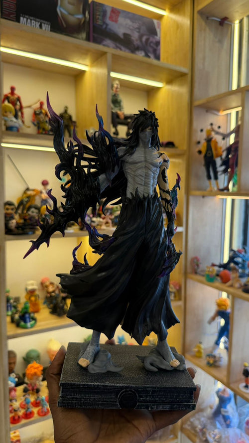 Tongyundacheng Bleach Mugetsu Ichigo Kurosaki PVC figure.