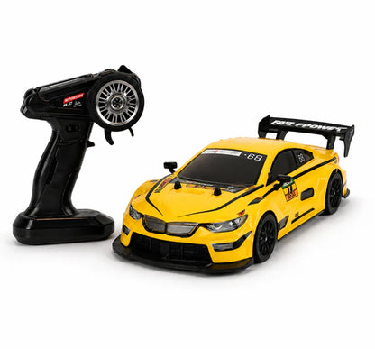 High Speed 1:16 RC Drift Car with USB Charging 2.4G Remote Control Toy Car Drifting and Racing Tires 30 km/h Speed Ready to Run